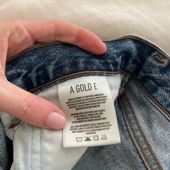 Agolde Dee Shorts - Picture 4 of 5